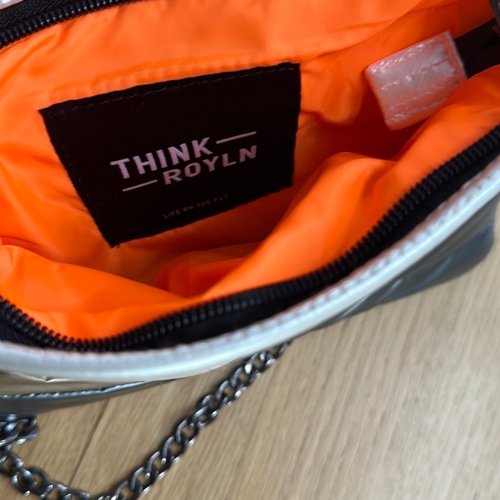 Think Royln Puff Metalic Crossbody Bag - Picture 8 of 8